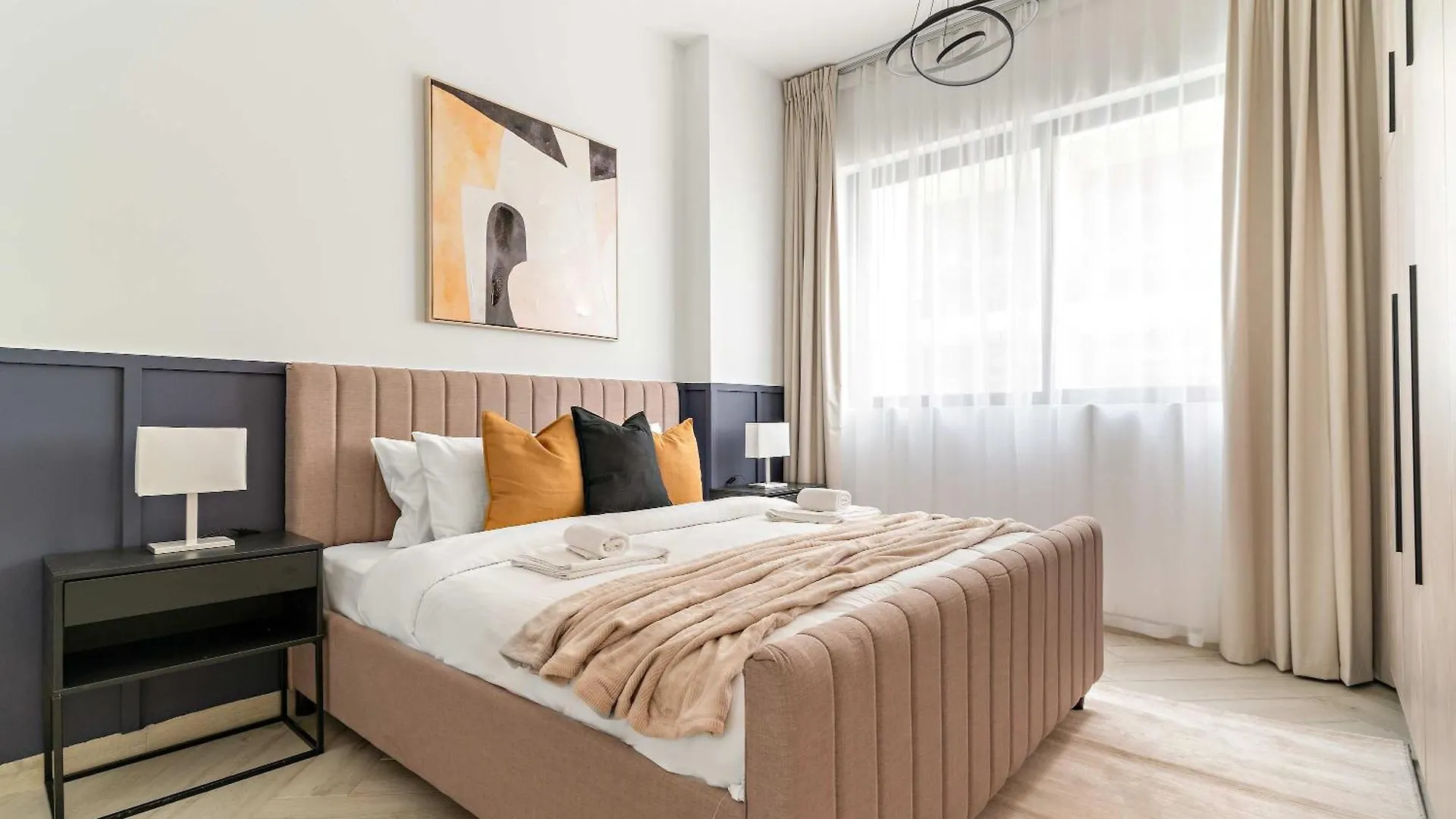Silkhaus Urban Chic 1Br In Empire Residence Near Jvc Dubai 0*,  United Arab Emirates